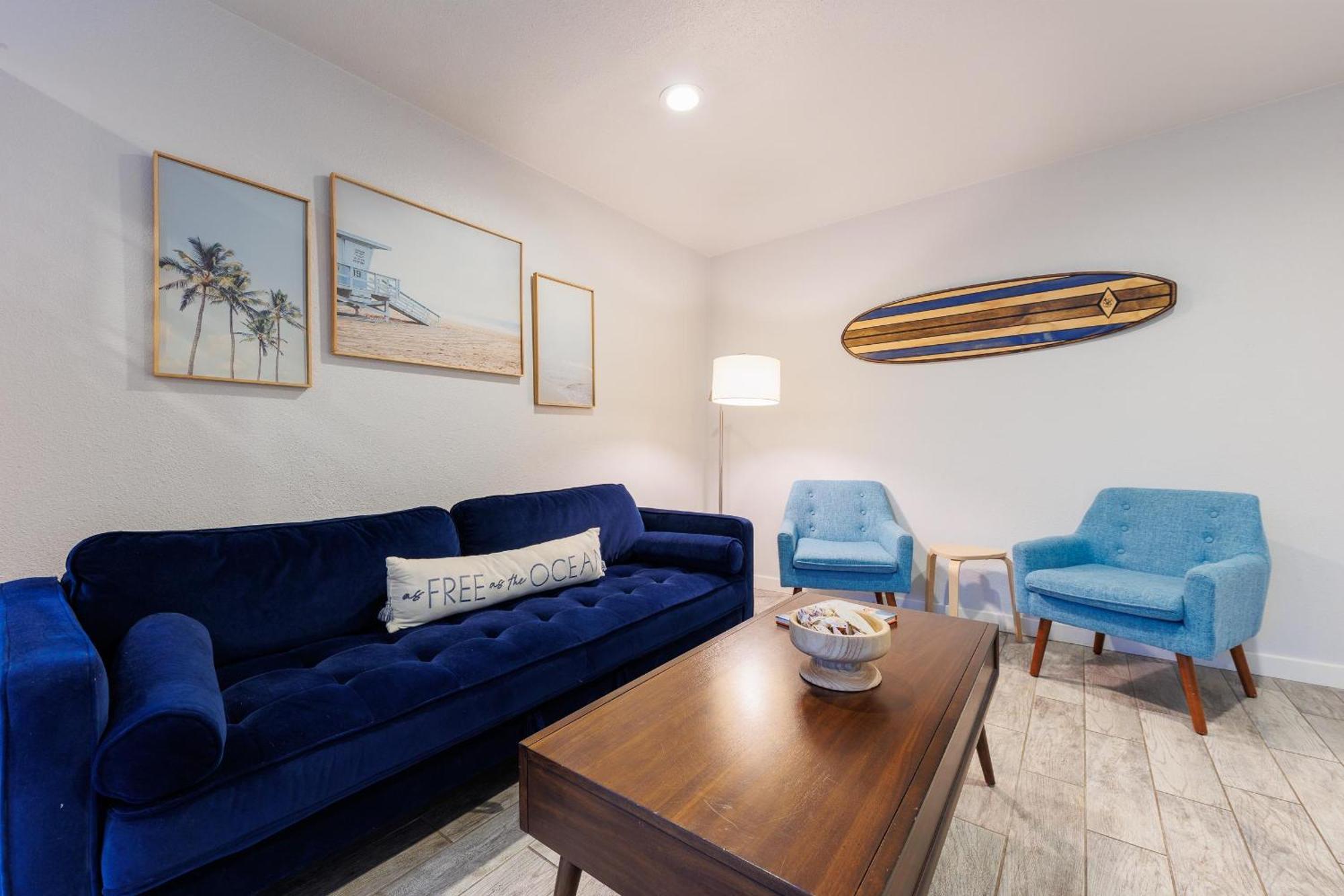 Charming Beach Bungalows - 4Br, Sleeps 10, Pets Ok 칼스배드 외부 사진